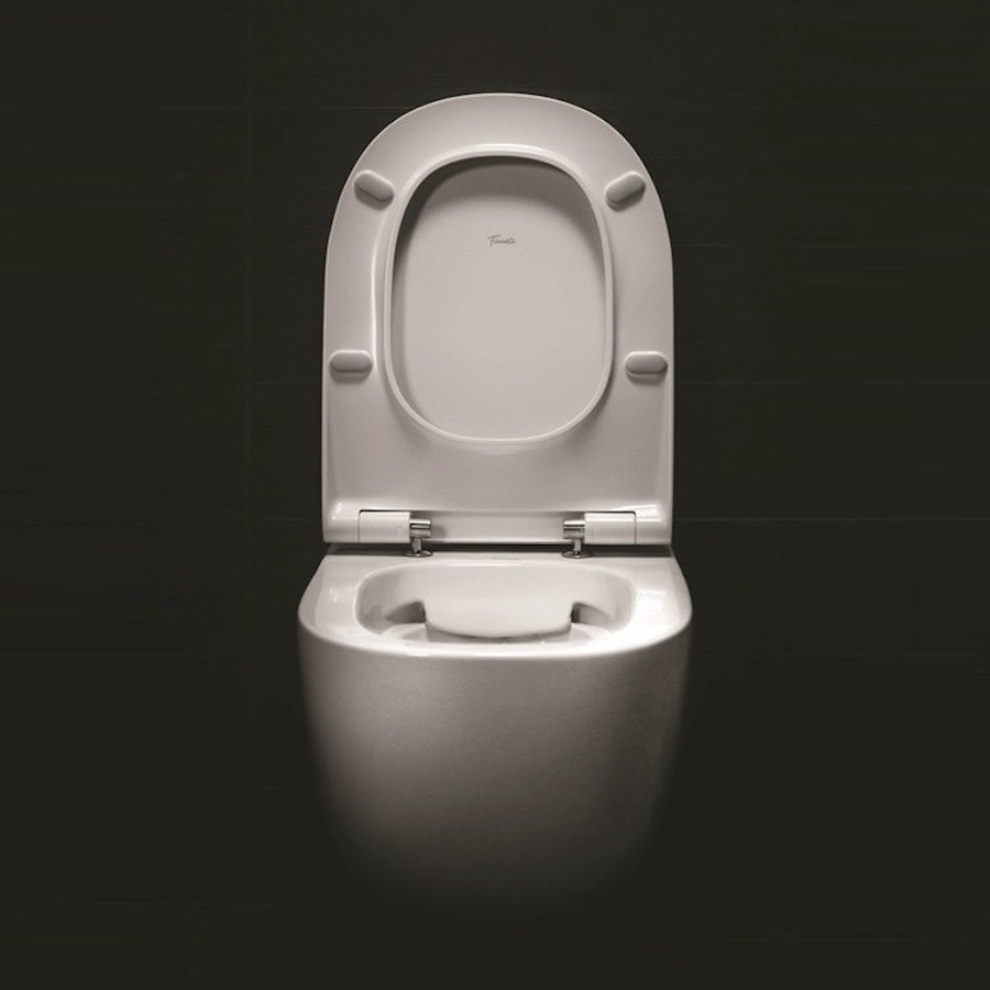 Висяща тоалетна Fluenta Rimless с капак Slim